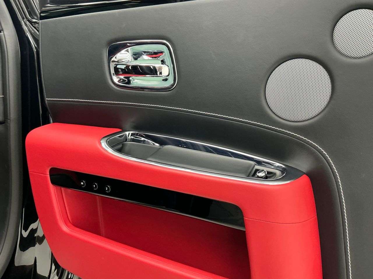 2017 ROLLS-ROYCE GHOST 2017 ROLLS-ROYCE GHOST