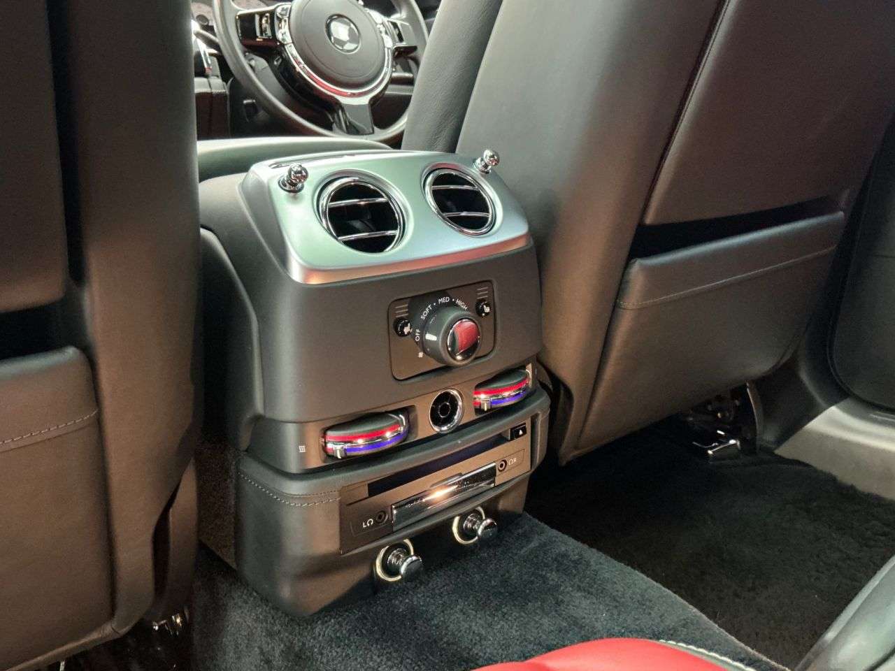 2017 ROLLS-ROYCE GHOST 2017 ROLLS-ROYCE GHOST