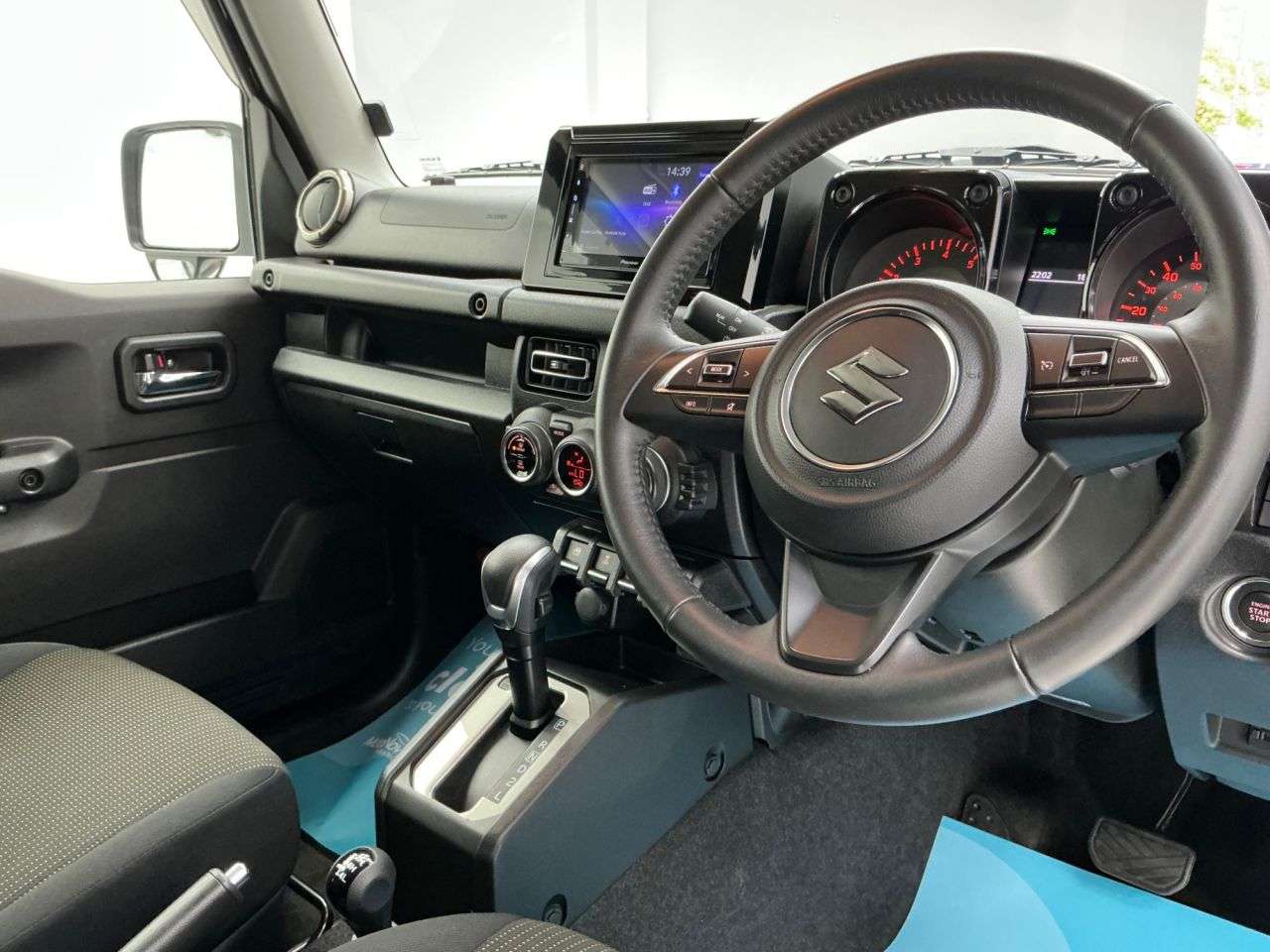 2024 SUZUKI 2024 SUZUKI