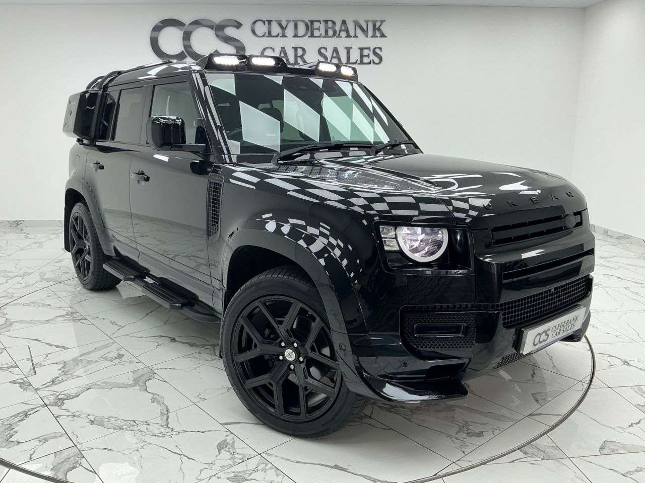 A 2021 LAND ROVER DEFENDER 110 3.0 D200 MHEV S SUV 5dr Diesel Auto 4WD Euro 6 (s/s) (200 ps) Sliding Panor A 2021 LAND ROVER DEFENDER 110 3.0 D200 MHEV S SUV 5dr Diesel Auto 4WD Euro 6 (s/s) (200 ps) Sliding Panor