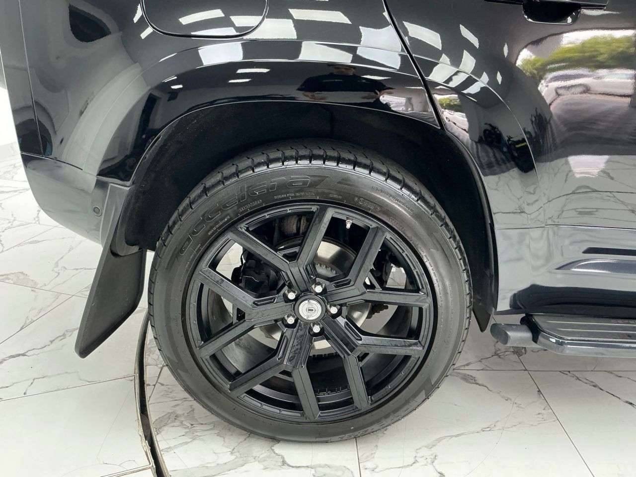 2021 LAND ROVER DEFENDER 110 2021 LAND ROVER DEFENDER 110