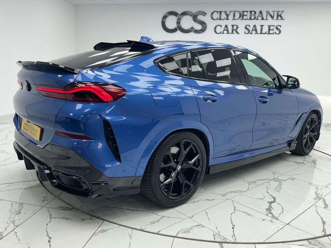 A 2020 BMW X6 3.0 30d M Sport SUV 5dr Diesel Auto xDrive Euro 6 (s/s) (265 ps) A 2020 BMW X6 3.0 30d M Sport SUV 5dr Diesel Auto xDrive Euro 6 (s/s) (265 ps)
