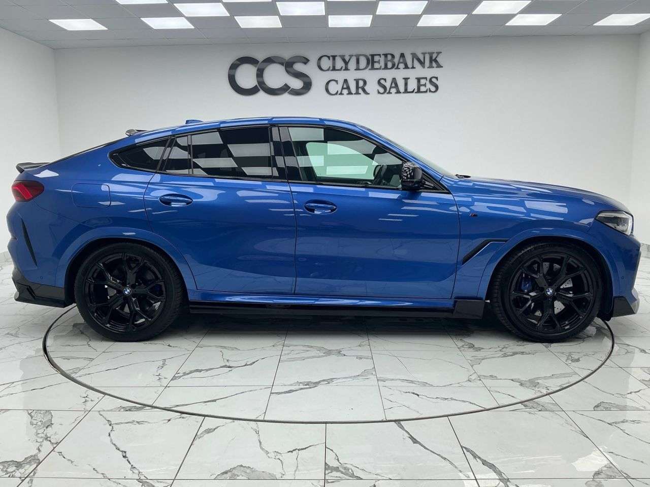 A 2020 BMW X6 3.0 30d M Sport SUV 5dr Diesel Auto xDrive Euro 6 (s/s) (265 ps) A 2020 BMW X6 3.0 30d M Sport SUV 5dr Diesel Auto xDrive Euro 6 (s/s) (265 ps)