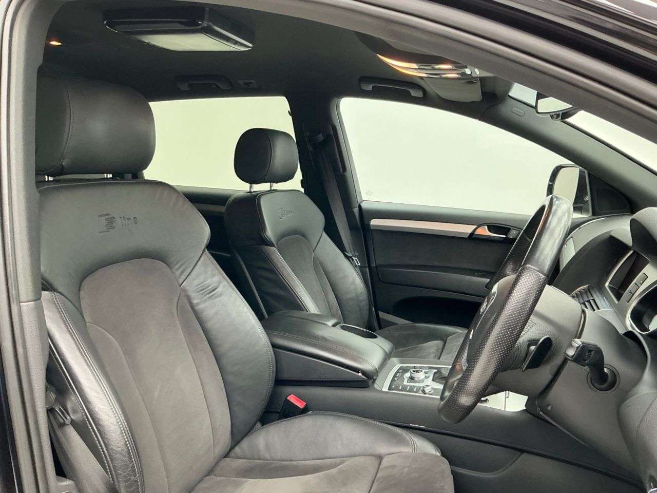 2011 AUDI Q7 2011 AUDI Q7