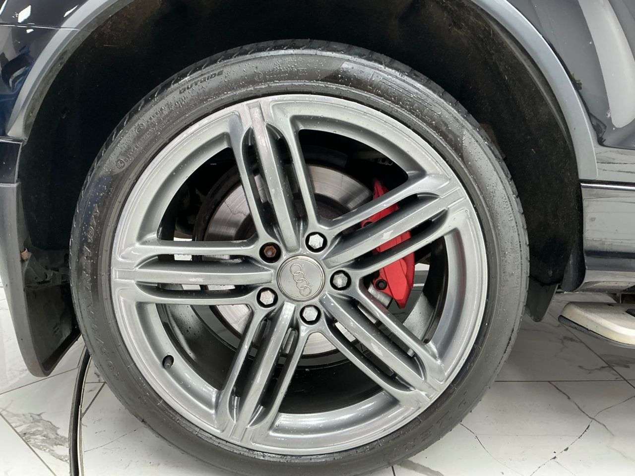 2011 AUDI Q7 2011 AUDI Q7