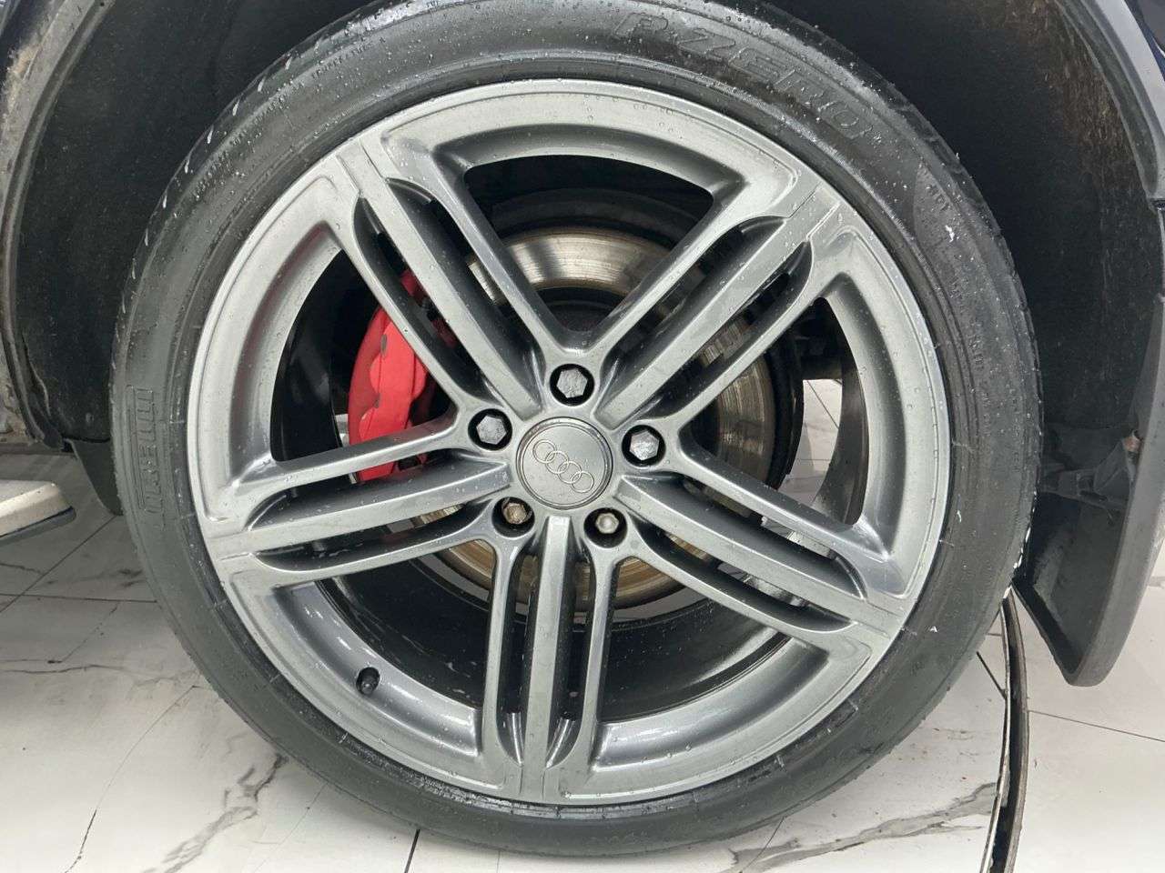 2011 AUDI Q7 2011 AUDI Q7