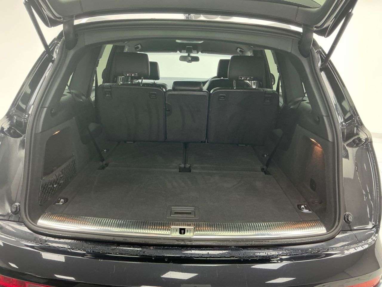 2011 AUDI Q7 2011 AUDI Q7