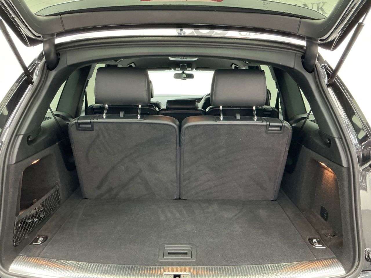 2011 AUDI Q7 2011 AUDI Q7