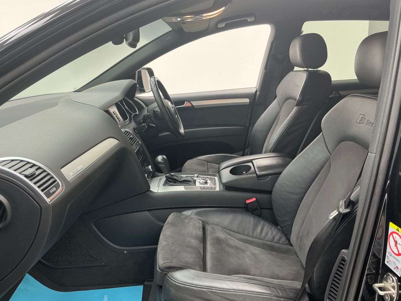 2011 AUDI Q7 2011 AUDI Q7