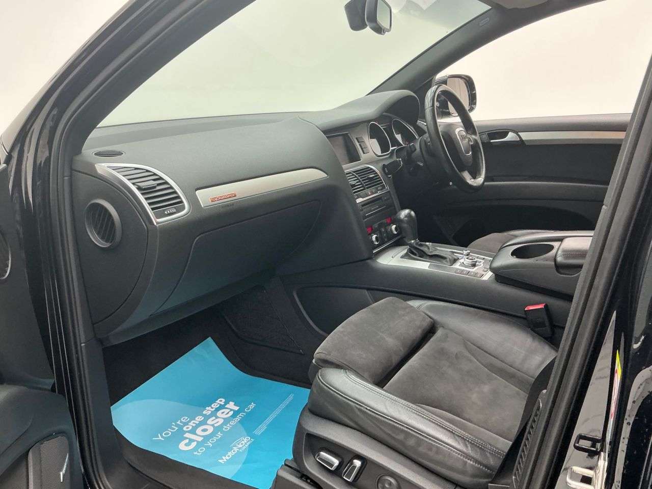 2011 AUDI Q7 2011 AUDI Q7