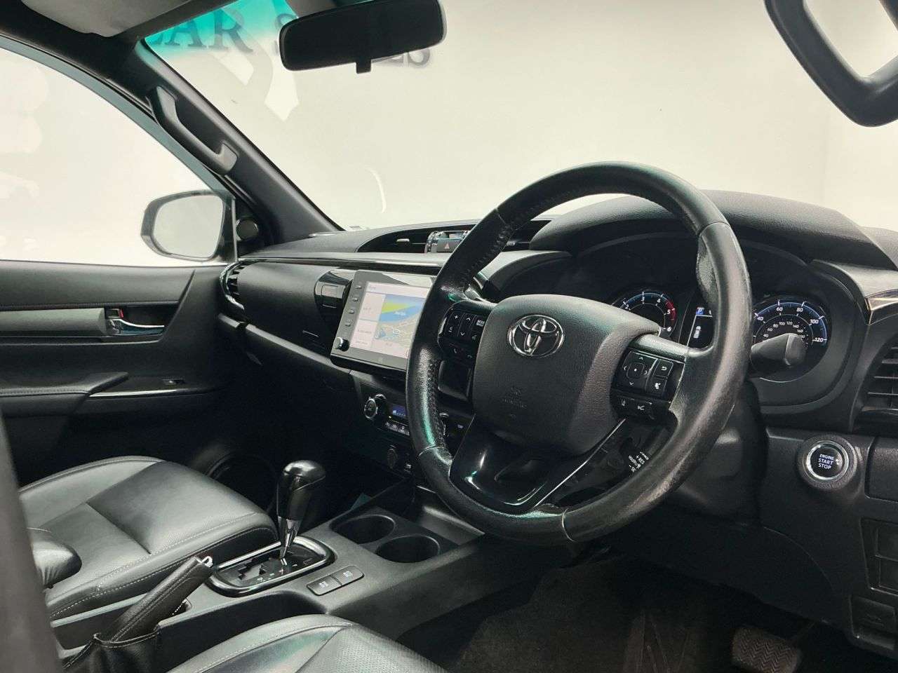 2021 TOYOTA HILUX 2021 TOYOTA HILUX