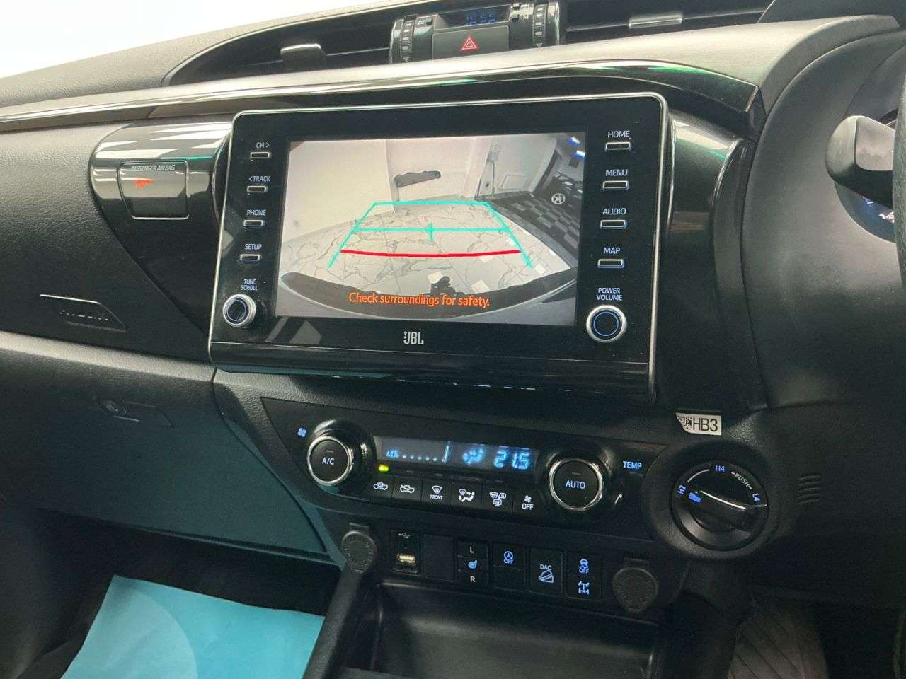 2021 TOYOTA HILUX 2021 TOYOTA HILUX