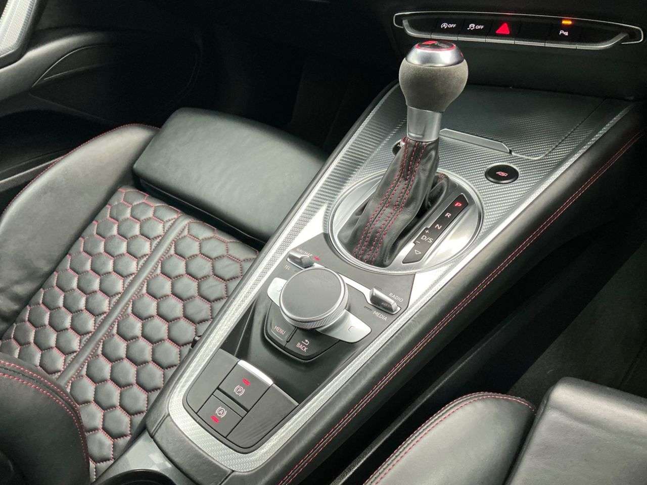 2021 AUDI TT RS 2021 AUDI TT RS