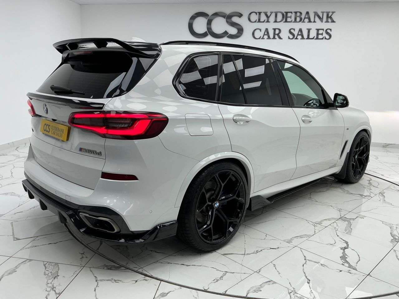 A 2019 BMW X5 3.0 M50d SUV 5dr Diesel Auto xDrive Euro 6 (s/s) (400 ps) Comfort Package A 2019 BMW X5 3.0 M50d SUV 5dr Diesel Auto xDrive Euro 6 (s/s) (400 ps) Comfort Package
