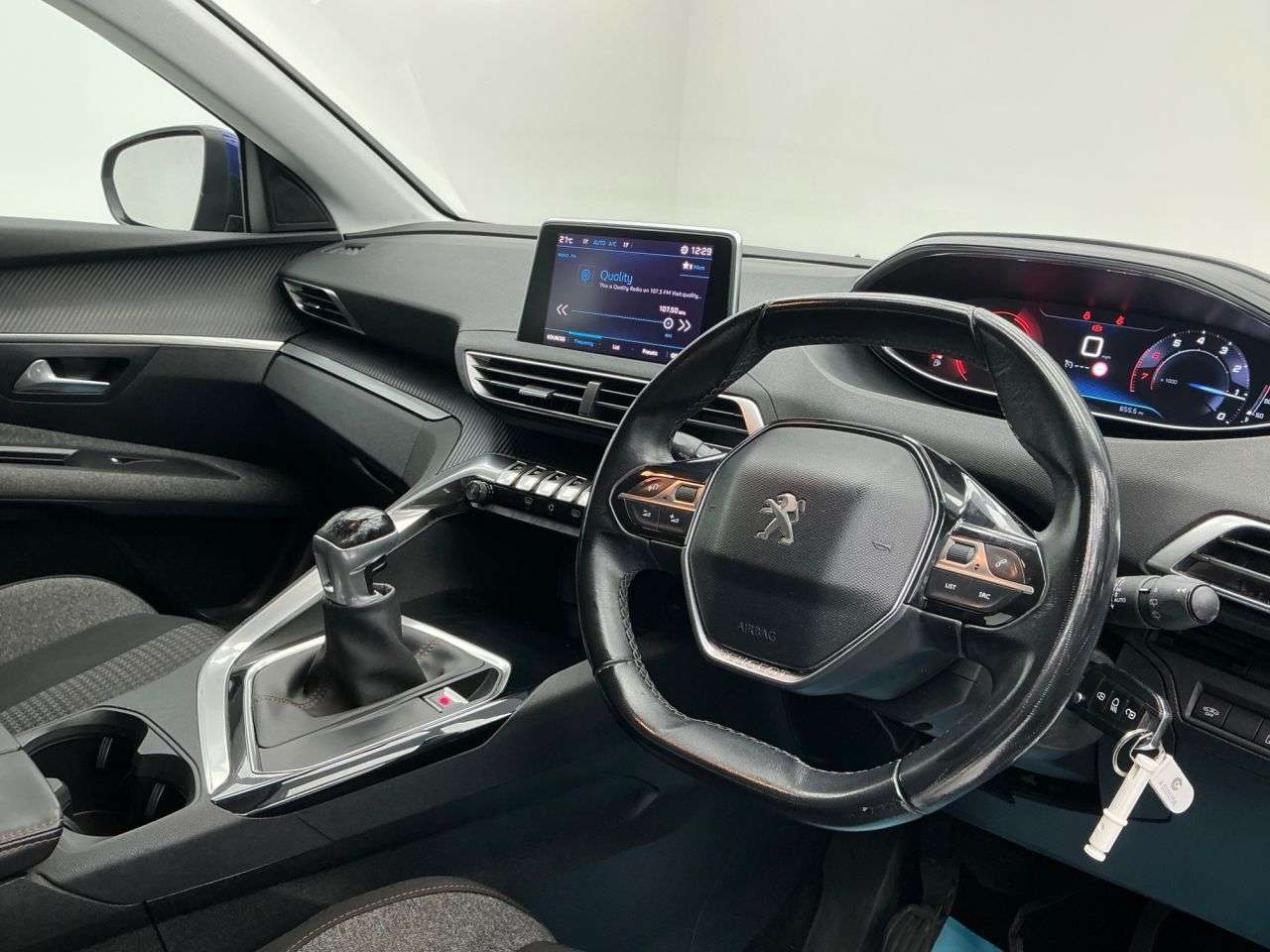 2018 PEUGEOT 3008 2018 PEUGEOT 3008