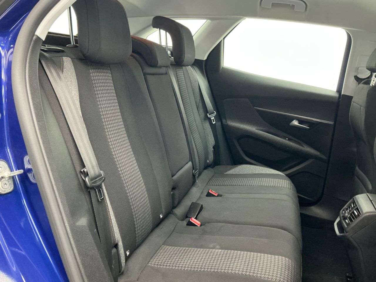 2018 PEUGEOT 3008 2018 PEUGEOT 3008