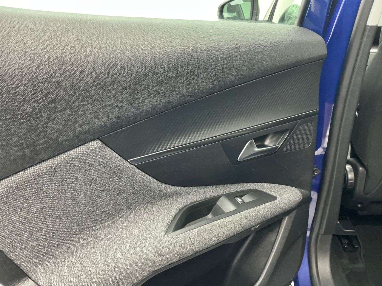2018 PEUGEOT 3008 2018 PEUGEOT 3008