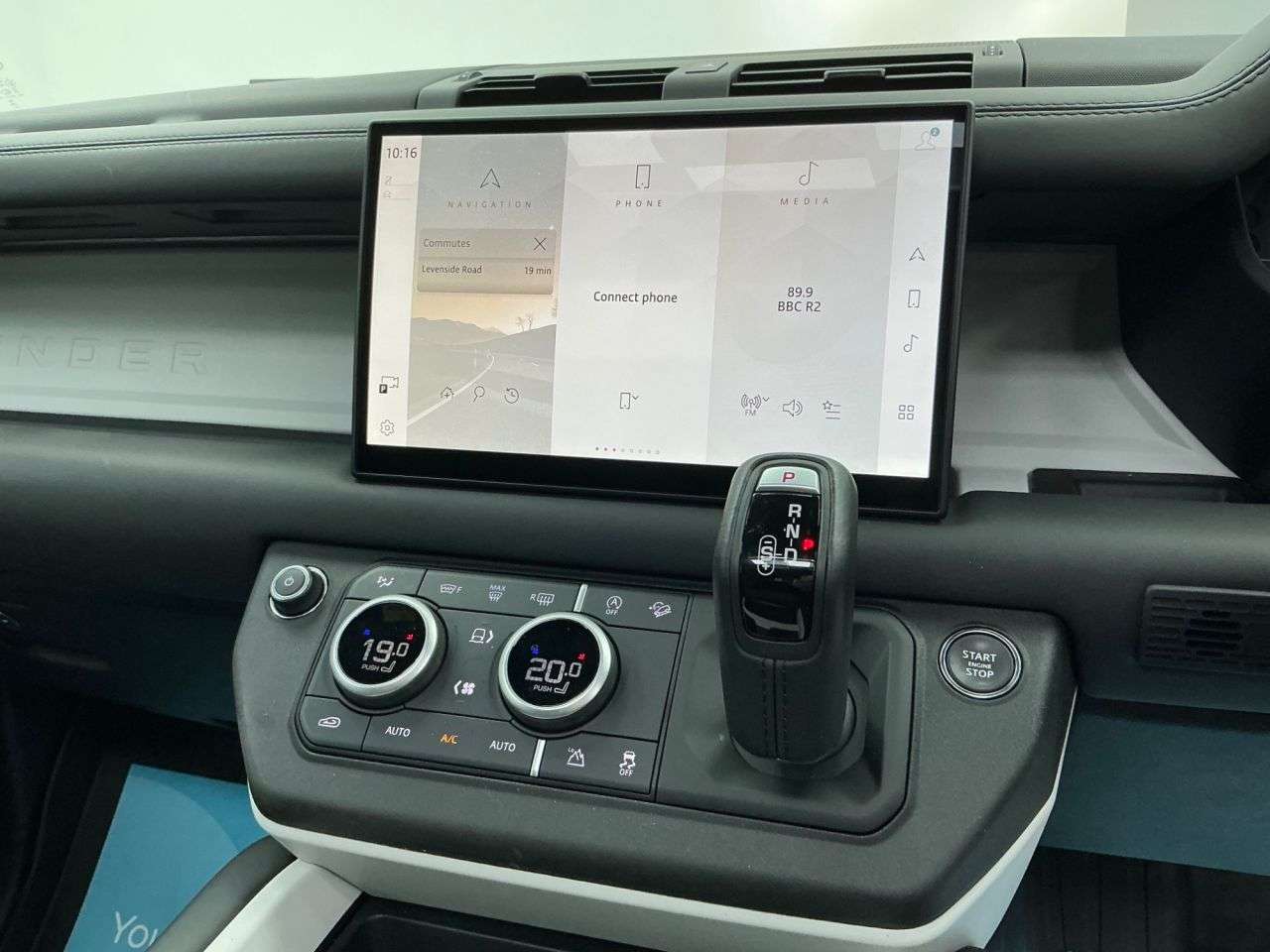 2024 LAND ROVER DEFENDER 90 2024 LAND ROVER DEFENDER 90