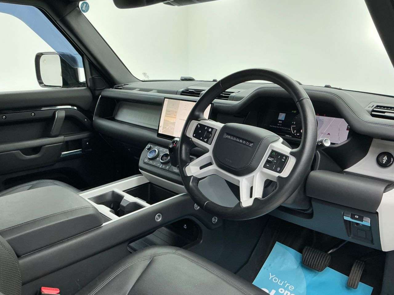 2024 LAND ROVER DEFENDER 90 2024 LAND ROVER DEFENDER 90