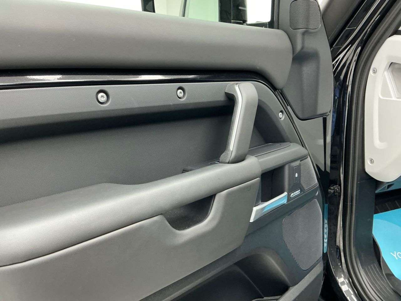 2024 LAND ROVER DEFENDER 90 2024 LAND ROVER DEFENDER 90