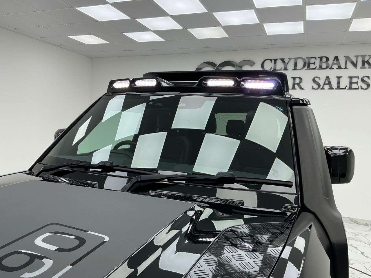 2024 LAND ROVER DEFENDER 90 2024 LAND ROVER DEFENDER 90