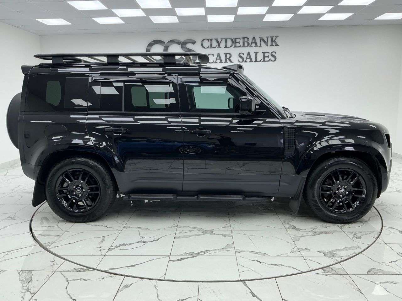A 2024 LAND ROVER DEFENDER 110 3.0 D250 MHEV S SUV 5dr Diesel Auto 4WD Euro 6 (s/s) (250 ps) Light Bar, Fr A 2024 LAND ROVER DEFENDER 110 3.0 D250 MHEV S SUV 5dr Diesel Auto 4WD Euro 6 (s/s) (250 ps) Light Bar, Fr
