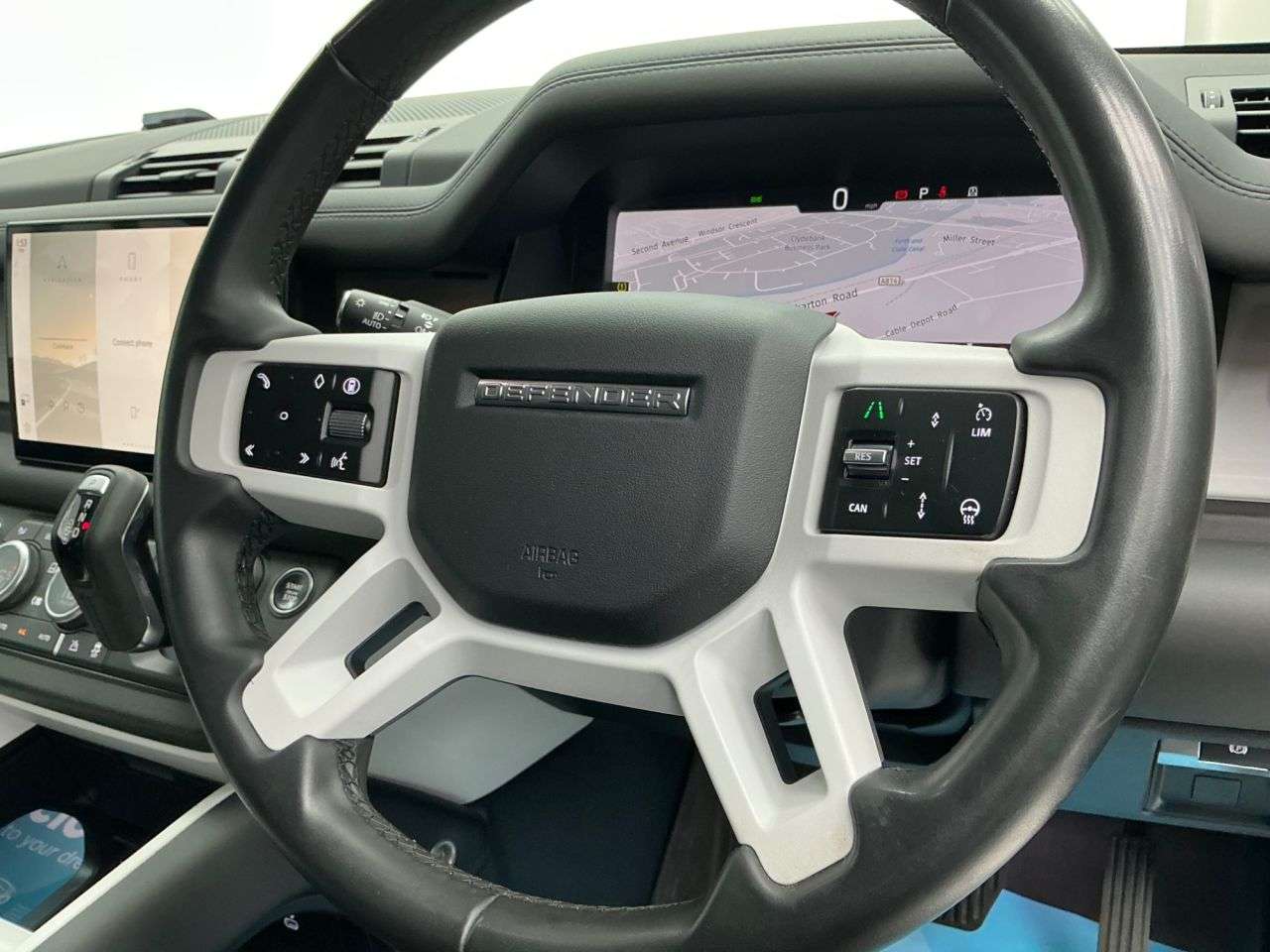 2024 LAND ROVER DEFENDER 110 2024 LAND ROVER DEFENDER 110