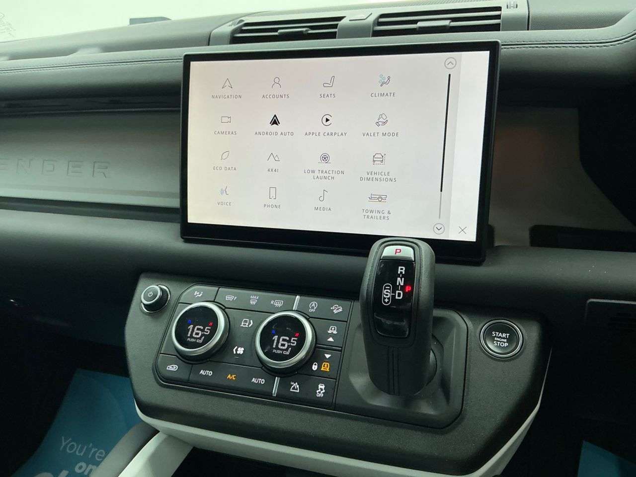 2024 LAND ROVER DEFENDER 110 2024 LAND ROVER DEFENDER 110