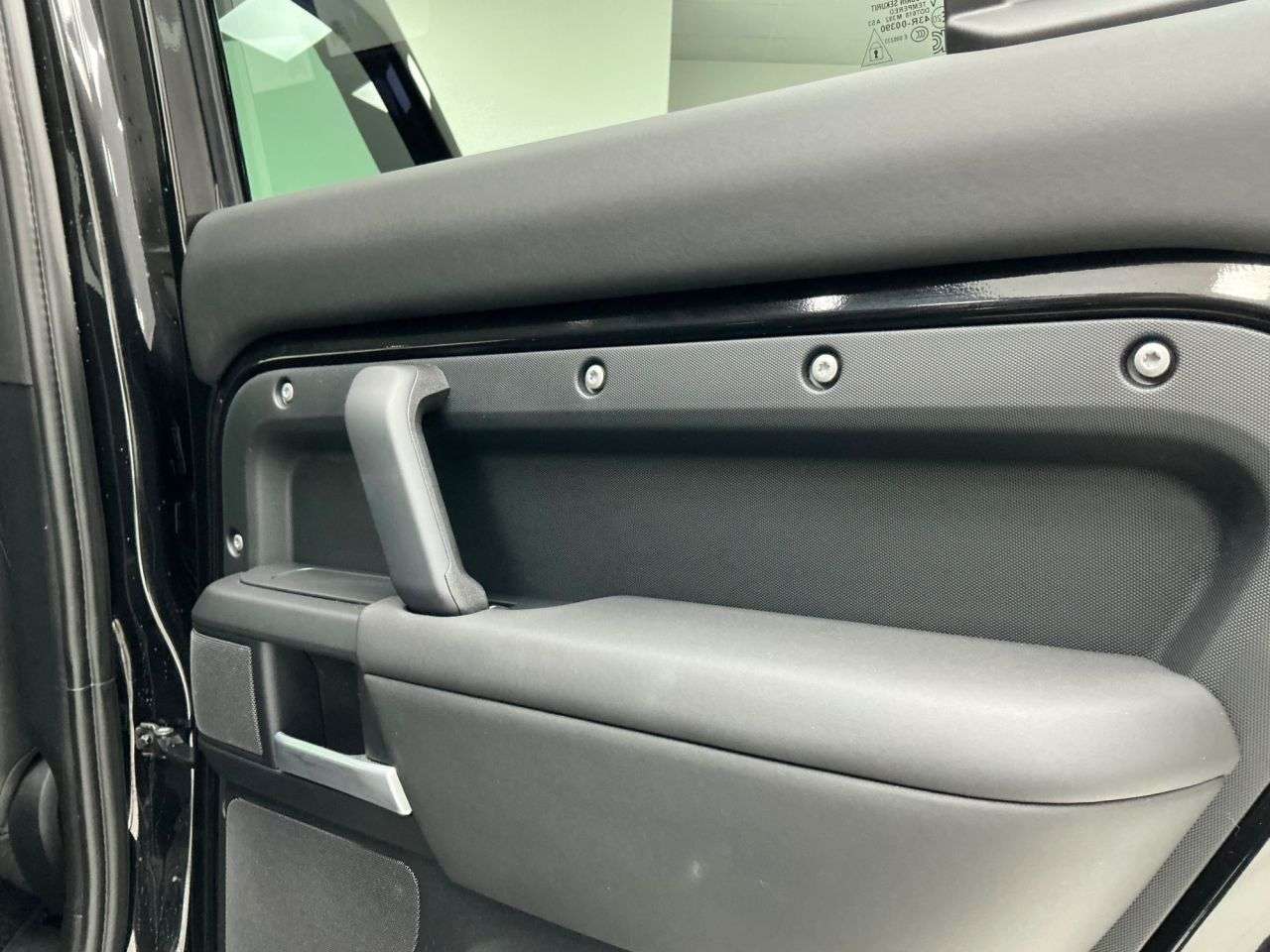 2024 LAND ROVER DEFENDER 110 2024 LAND ROVER DEFENDER 110