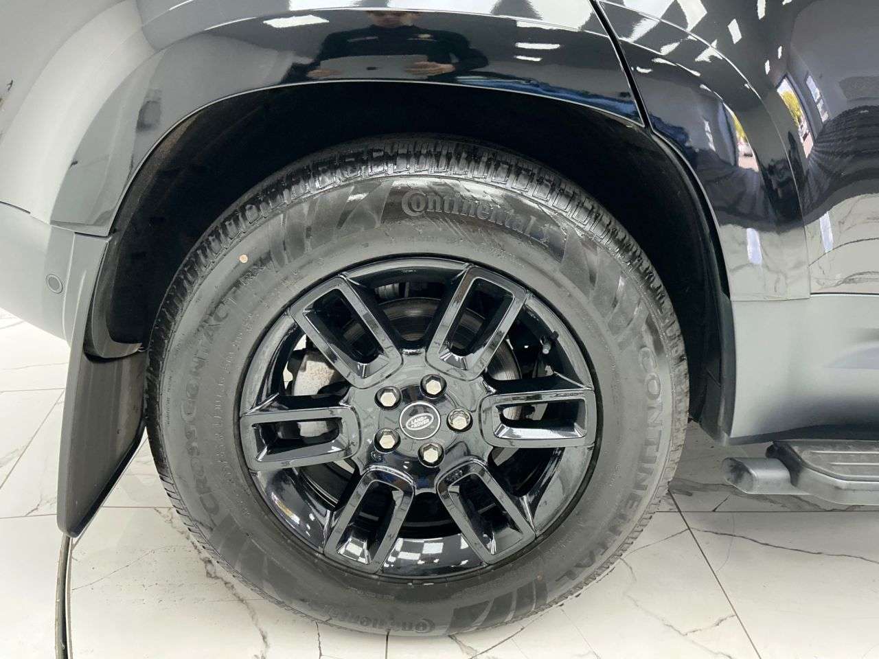 2024 LAND ROVER DEFENDER 110 2024 LAND ROVER DEFENDER 110
