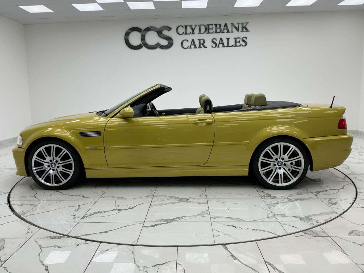 2004 BMW M3 2004 BMW M3