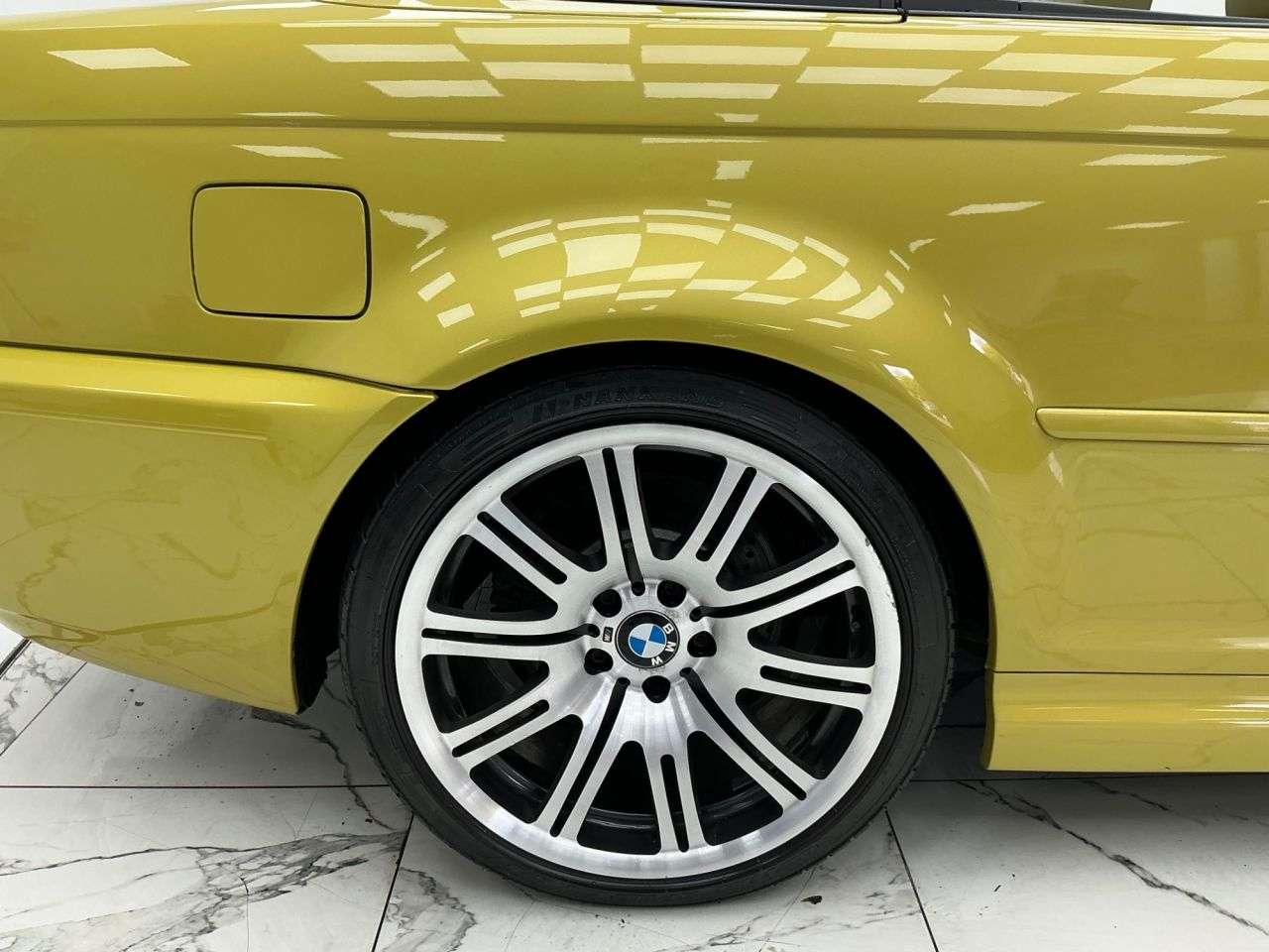 2004 BMW M3 2004 BMW M3