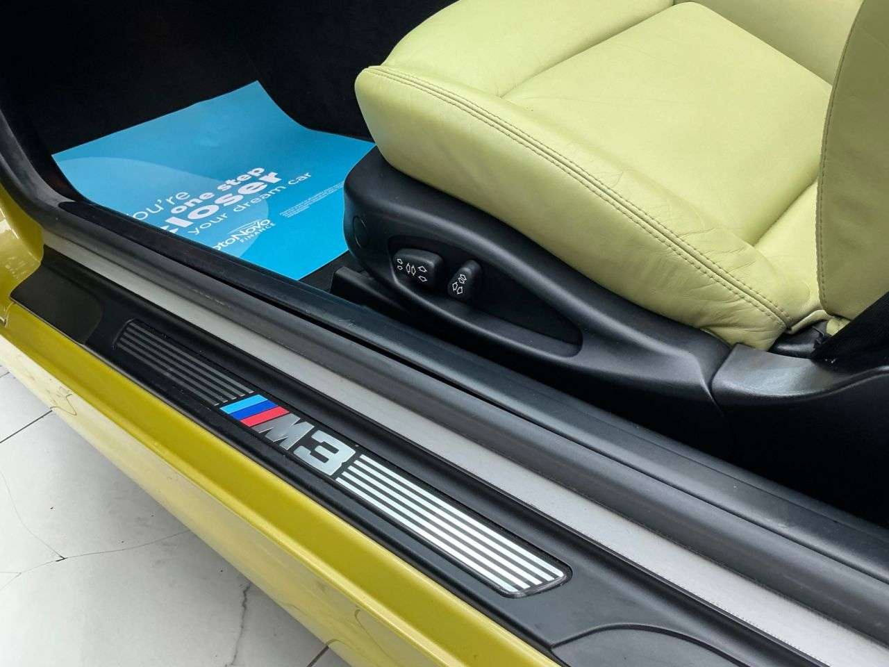 2004 BMW M3 2004 BMW M3