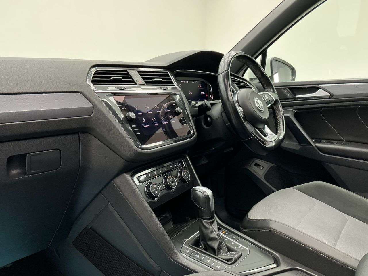 2020 VOLKSWAGEN TIGUAN 2020 VOLKSWAGEN TIGUAN