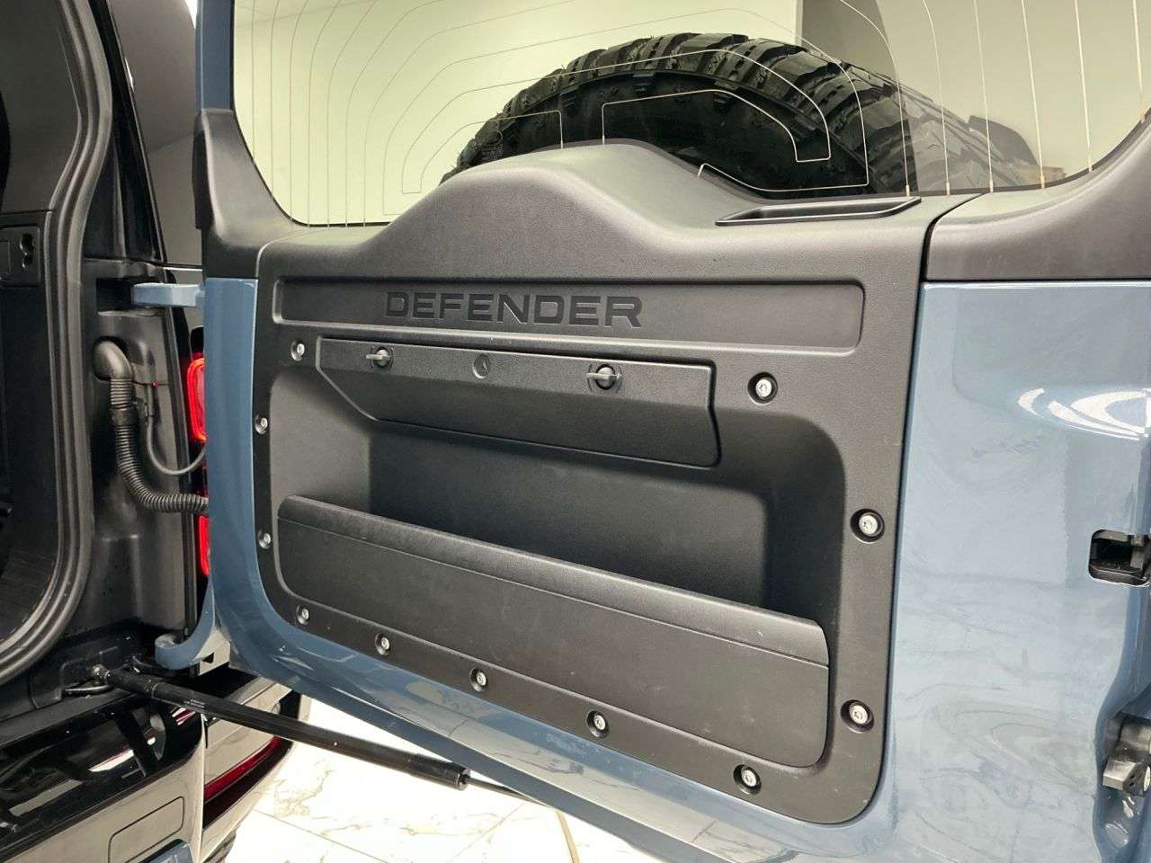 2021 LAND ROVER DEFENDER 90 2021 LAND ROVER DEFENDER 90