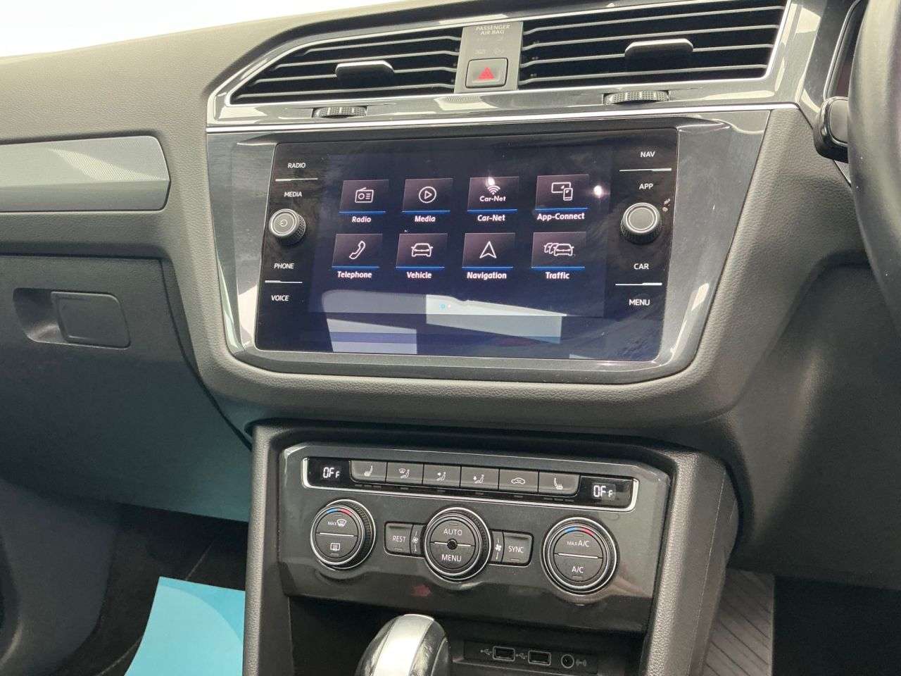 2020 VOLKSWAGEN TIGUAN 2020 VOLKSWAGEN TIGUAN
