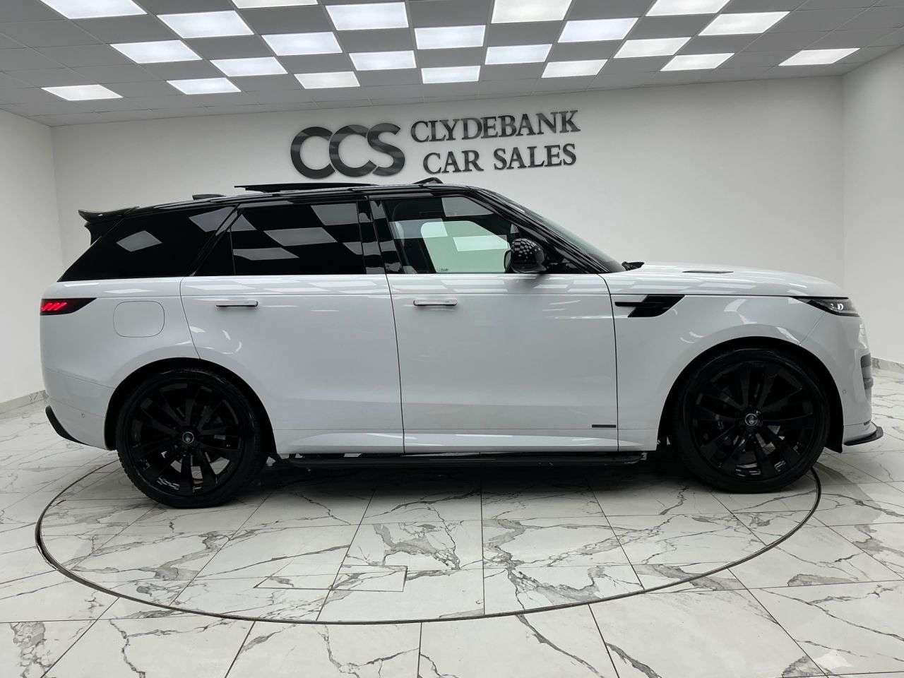 A 2023 LAND ROVER RANGE ROVER SPORT 3.0 D350 MHEV Autobiography SUV 5dr Diesel Auto 4WD Euro 6 (s/s) (350 ps) S A 2023 LAND ROVER RANGE ROVER SPORT 3.0 D350 MHEV Autobiography SUV 5dr Diesel Auto 4WD Euro 6 (s/s) (350 ps) S