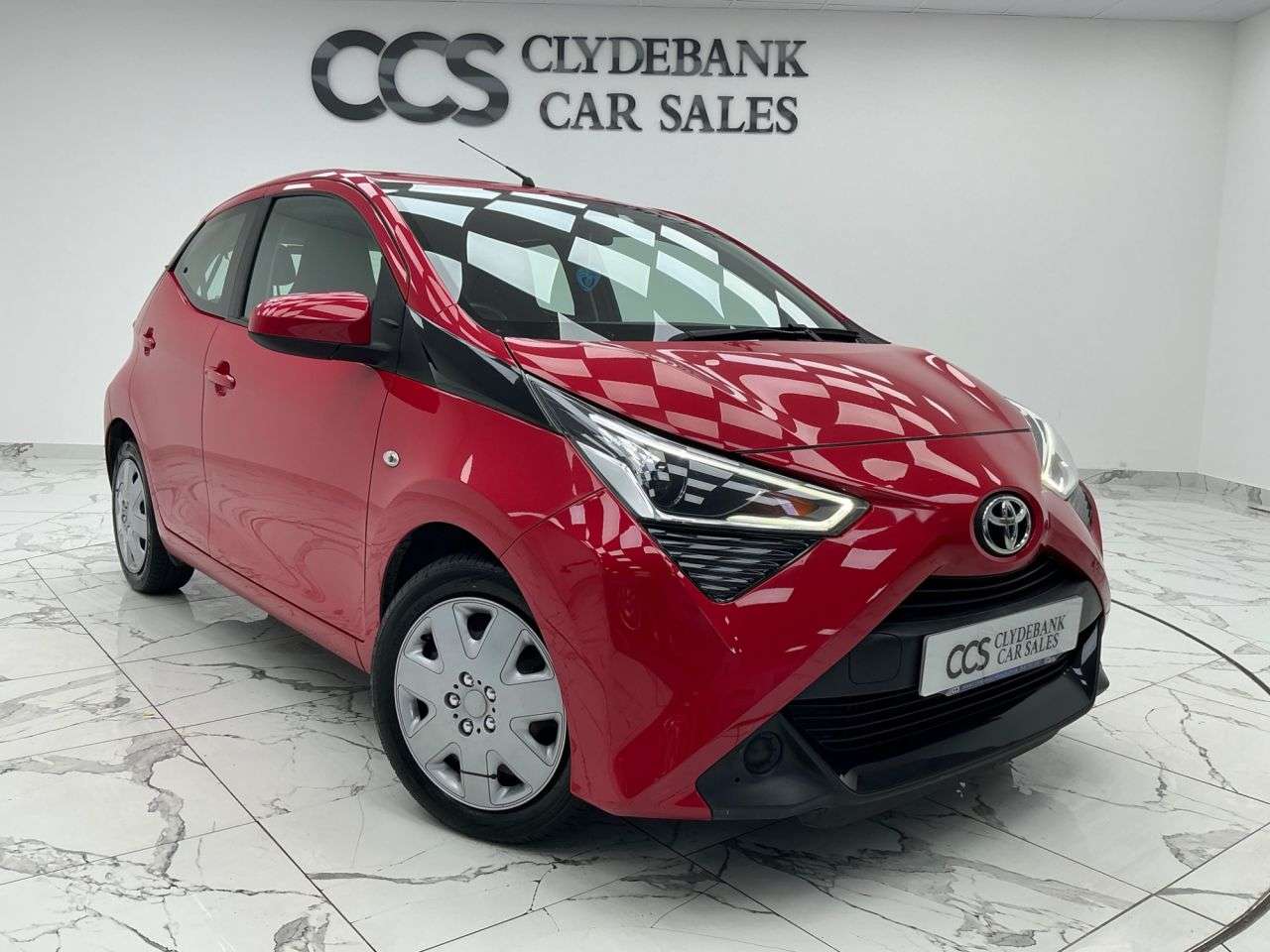 A 2019 TOYOTA AYGO 1.0 VVT-i x-play Hatchback 5dr Petrol Manual Euro 6 (71 ps) A 2019 TOYOTA AYGO 1.0 VVT-i x-play Hatchback 5dr Petrol Manual Euro 6 (71 ps)