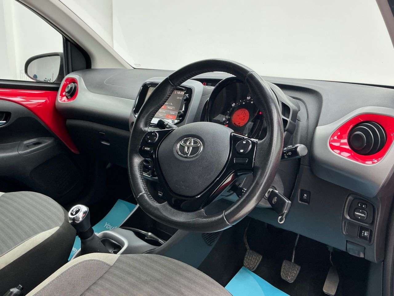 2019 TOYOTA AYGO 2019 TOYOTA AYGO