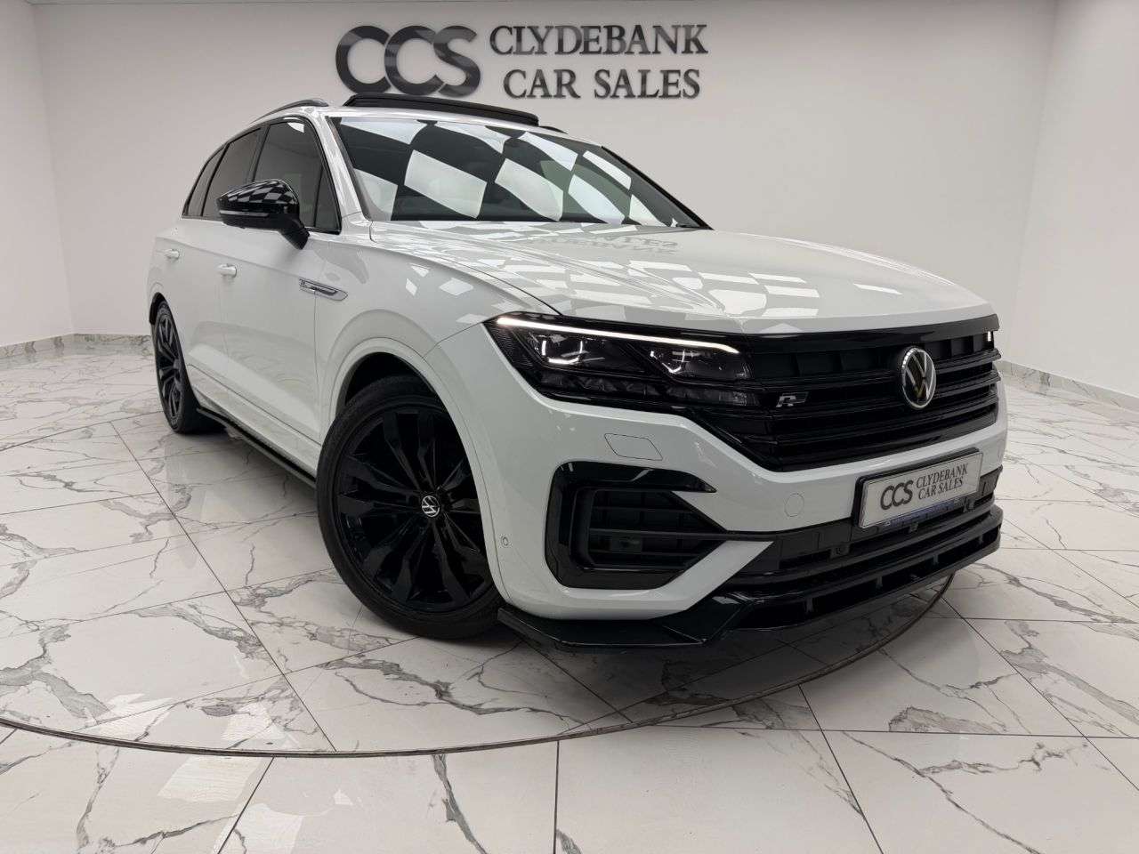 A 2021 VOLKSWAGEN TOUAREG 3.0 TDI V6 Black Edition SUV 5dr Diesel Tiptronic 4Motion Euro 6 (s/s) (286 A 2021 VOLKSWAGEN TOUAREG 3.0 TDI V6 Black Edition SUV 5dr Diesel Tiptronic 4Motion Euro 6 (s/s) (286
