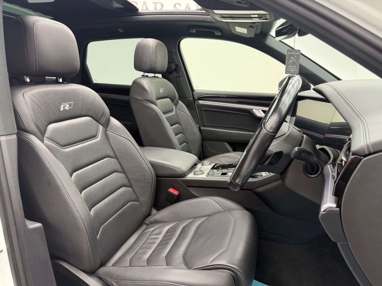 2021 VOLKSWAGEN TOUAREG 2021 VOLKSWAGEN TOUAREG