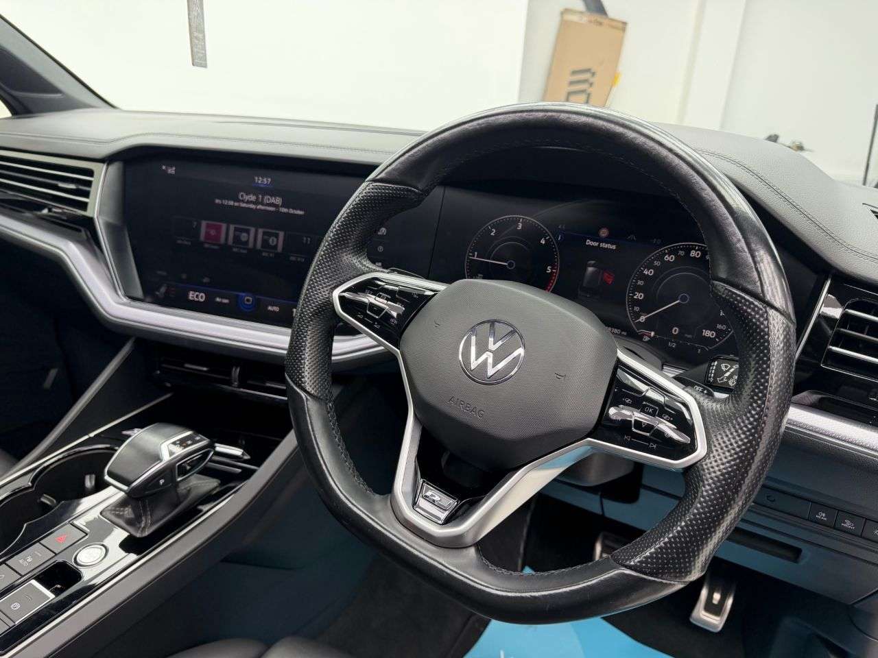 2021 VOLKSWAGEN TOUAREG 2021 VOLKSWAGEN TOUAREG