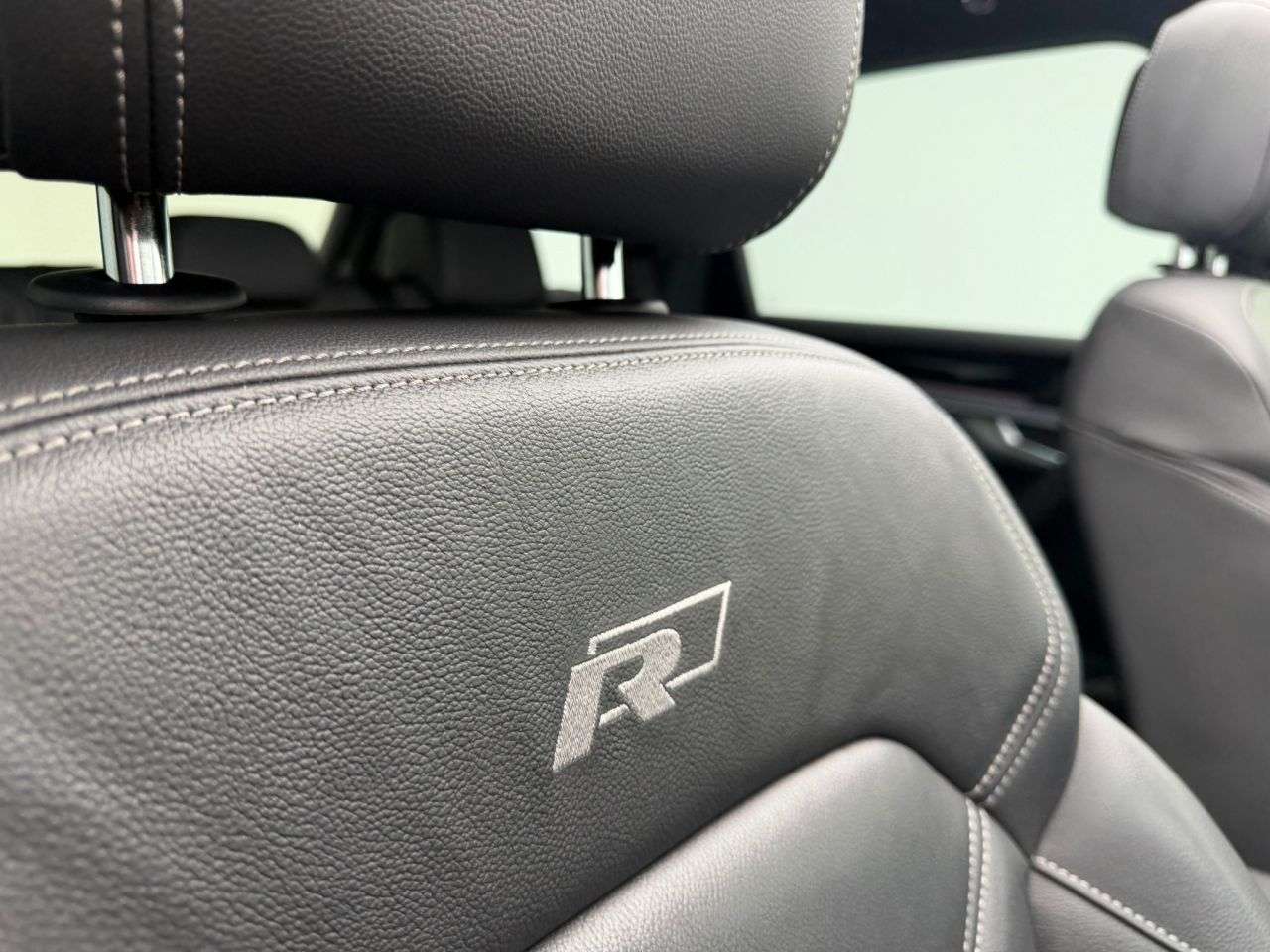 2021 VOLKSWAGEN TOUAREG 2021 VOLKSWAGEN TOUAREG