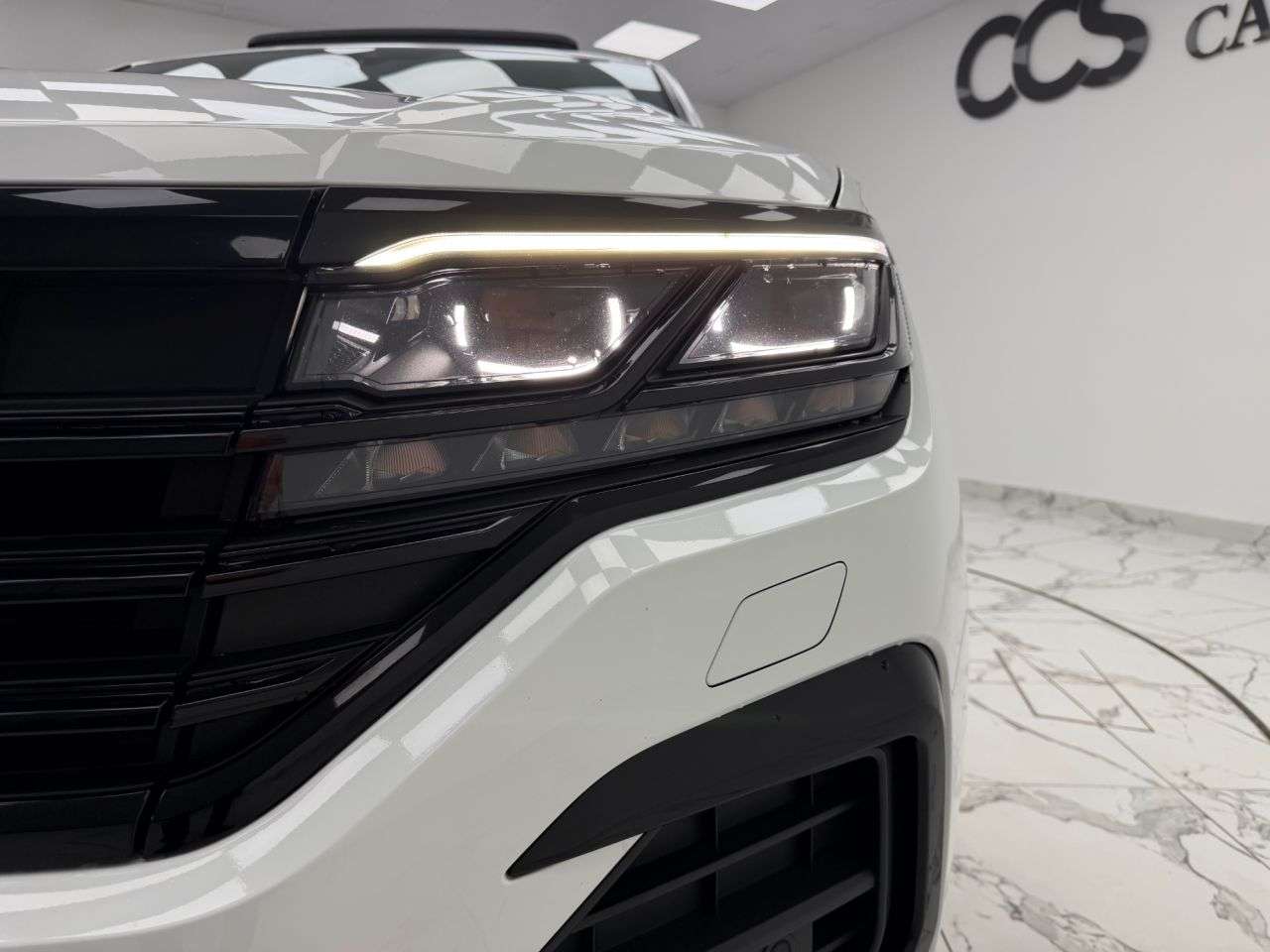 2021 VOLKSWAGEN TOUAREG 2021 VOLKSWAGEN TOUAREG