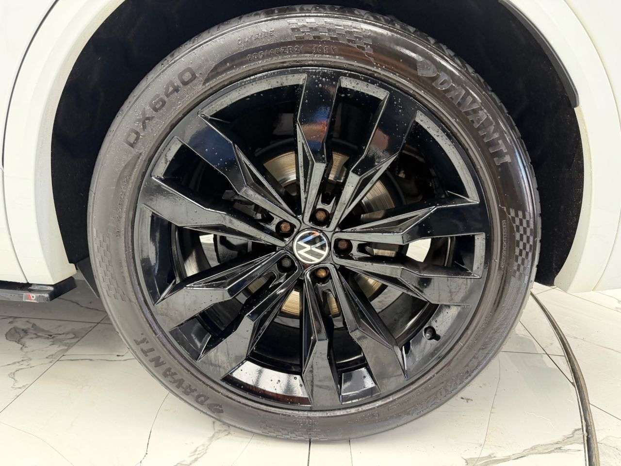 2021 VOLKSWAGEN TOUAREG 2021 VOLKSWAGEN TOUAREG