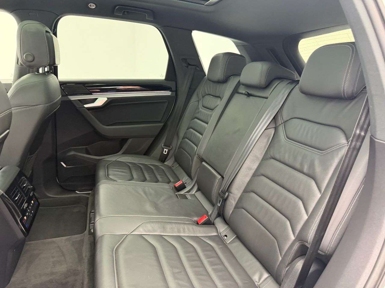 2021 VOLKSWAGEN TOUAREG 2021 VOLKSWAGEN TOUAREG