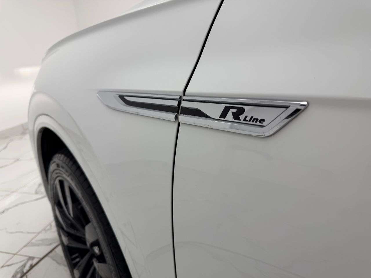 2021 VOLKSWAGEN TOUAREG 2021 VOLKSWAGEN TOUAREG
