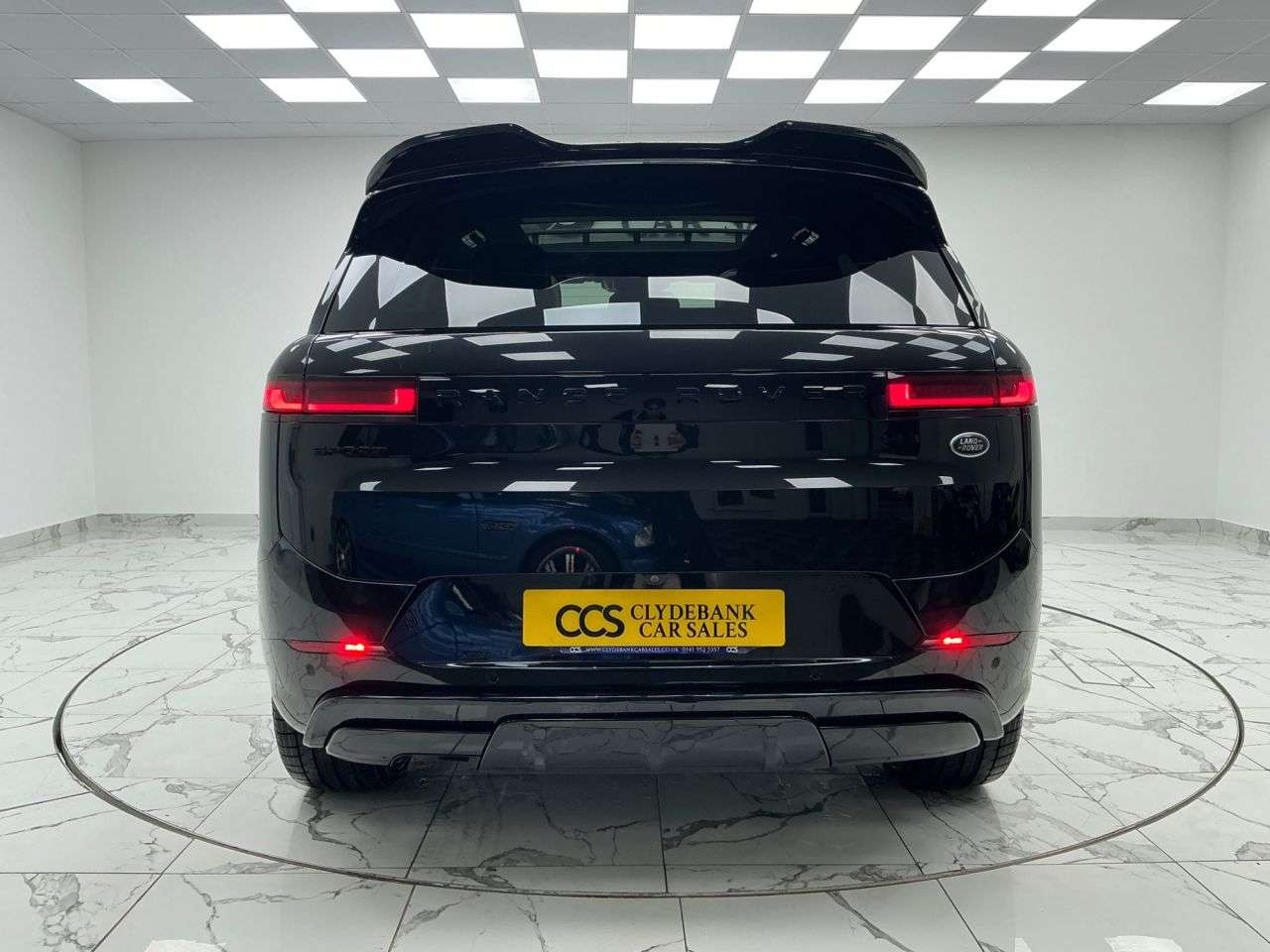 A 2023 LAND ROVER RANGE ROVER SPORT 3.0 D300 MHEV Dynamic SE SUV 5dr Diesel Auto 4WD Euro 6 (s/s) (300 ps) Depl A 2023 LAND ROVER RANGE ROVER SPORT 3.0 D300 MHEV Dynamic SE SUV 5dr Diesel Auto 4WD Euro 6 (s/s) (300 ps) Depl