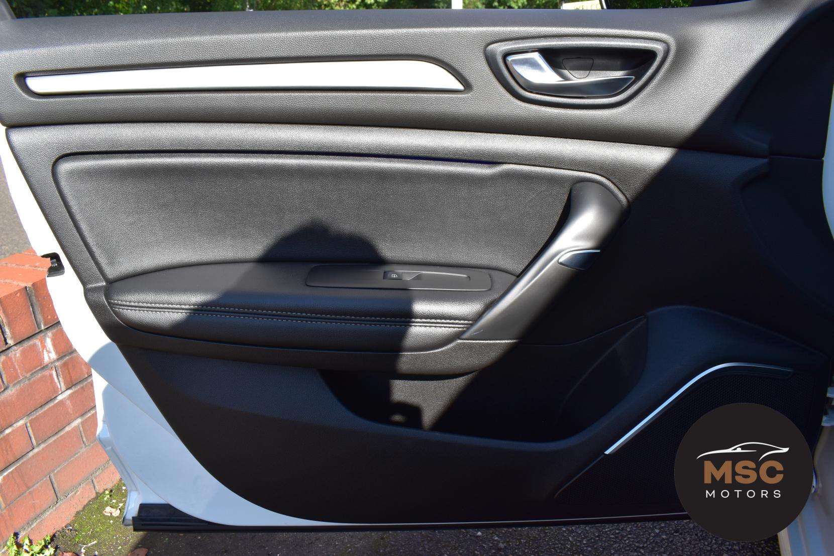2019 RENAULT MEGANE 2019 RENAULT MEGANE