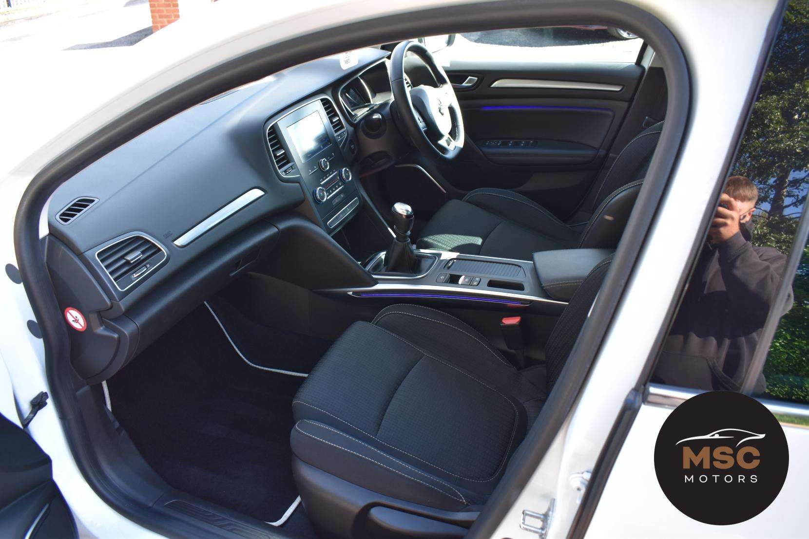 2019 RENAULT MEGANE 2019 RENAULT MEGANE